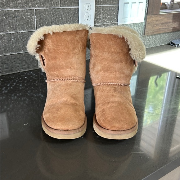 UGG Bailey button II - Picture 4 of 8